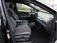 Volkswagen id.5 pro 77 kwh automaat 2022 soh 92% - afbeelding 27 van  35