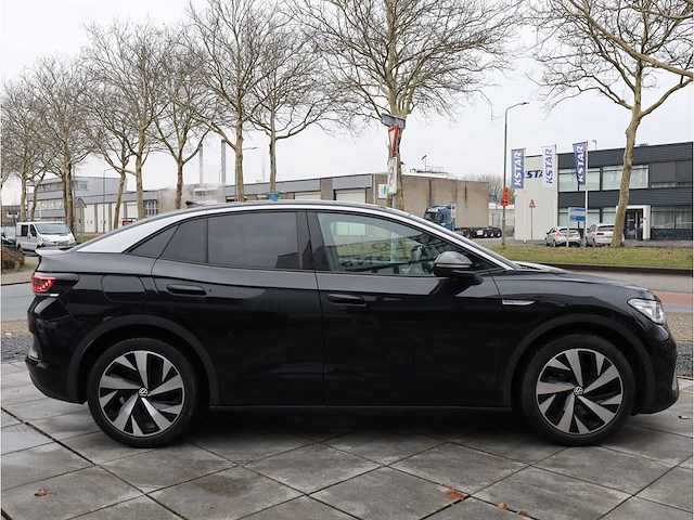 Volkswagen id.5 pro 77 kwh automaat 2022 soh 92% - afbeelding 32 van  35