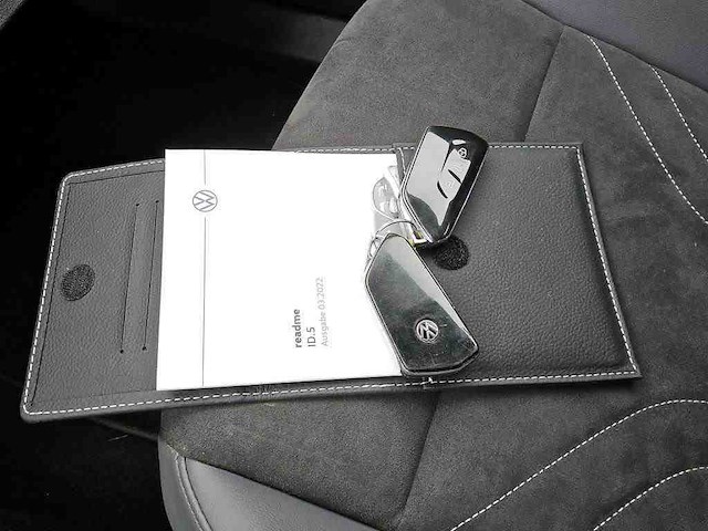 Volkswagen id.5 pro 77 kwh automaat 2022 - afbeelding 3 van  17