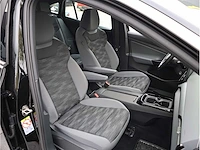 Volkswagen id.5 pro business 77 kwh 150kw automaat 2023 - afbeelding 27 van  47