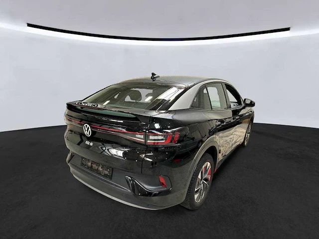Volkswagen id.5 pro business 77 kwh 150kw automaat 2023 - afbeelding 3 van  47