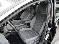 Volkswagen id.5 pro business 77 kwh 150kw automaat 2023 - afbeelding 4 van  48