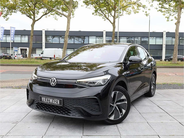 Volkswagen id.5 pro business 77 kwh 150kw automaat 2023 - afbeelding 1 van  21