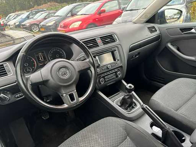 Volkswagen jetta 1.2 tsi comfortline 2011 | 08-rzg-8 - afbeelding 3 van  9