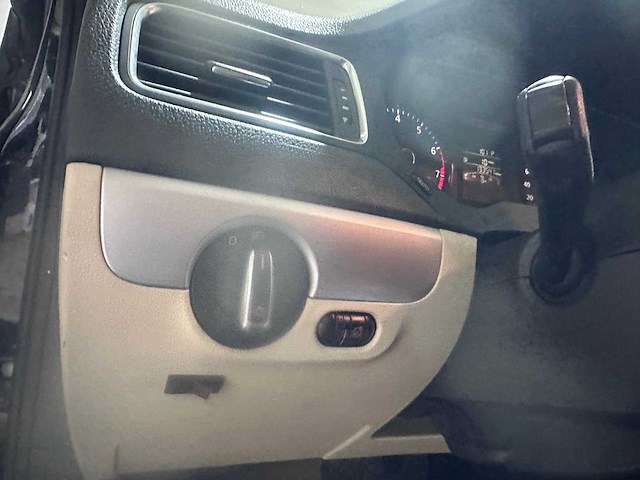 Volkswagen jetta, 1.4 tsi dsg- 2-tvb-40 - afbeelding 3 van  17
