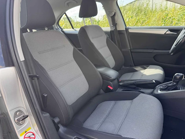Volkswagen jetta 1.4 tsi hybr comf, 6-shp-68 - afbeelding 11 van  15