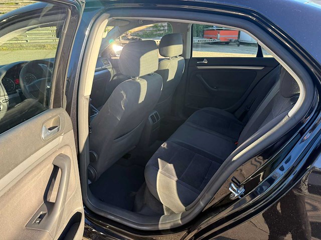 Volkswagen jetta 1.6 comfortline, 99-sr-zj - afbeelding 10 van  13