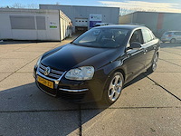 Volkswagen jetta 1.6 comfortline, 99-sr-zj - afbeelding 1 van  13