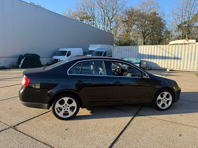 Volkswagen jetta 1.6 comfortline, 99-sr-zj - afbeelding 7 van  13
