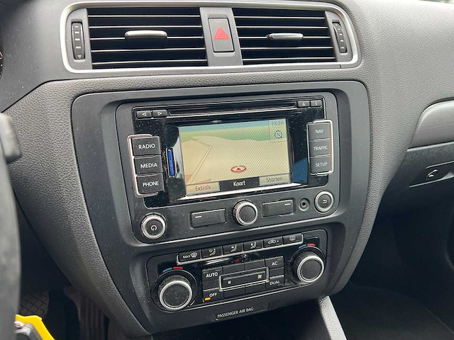 Volkswagen jetta 1.6 tdi high exec l., 3-kff-83 - afbeelding 4 van  16