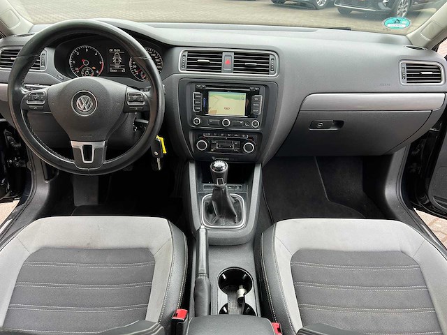 Volkswagen jetta 1.6 tdi high exec l., 3-kff-83 - afbeelding 6 van  16