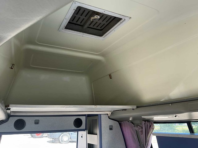 Volkswagen kampeerauto i d 45 kw camper - afbeelding 8 van  17