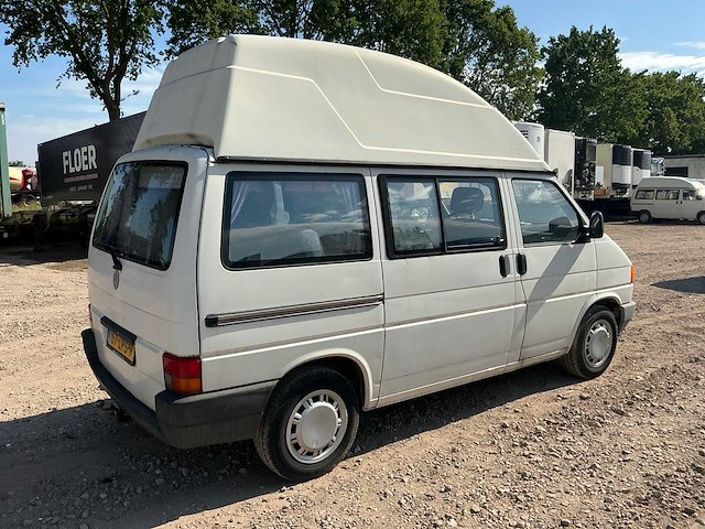 Volkswagen kampeerauto i d 45 kw camper - afbeelding 12 van  17