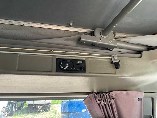 Volkswagen kampeerauto i d 57 kw camper - afbeelding 3 van  15