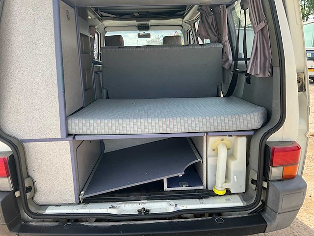 Volkswagen kampeerauto i d 57 kw camper - afbeelding 6 van  15