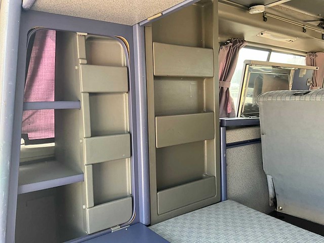 Volkswagen kampeerauto i d 57 kw camper - afbeelding 7 van  15