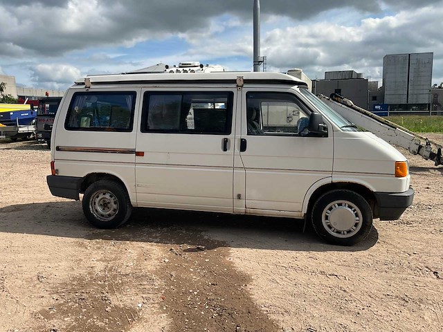 Volkswagen kampeerauto i d 57 kw camper - afbeelding 11 van  15