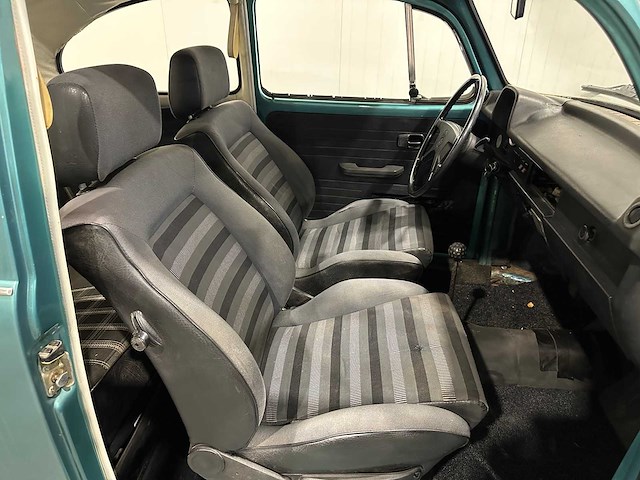 Volkswagen kever 1303 oldtimer schuurvondst 82-71-vz - afbeelding 14 van  20