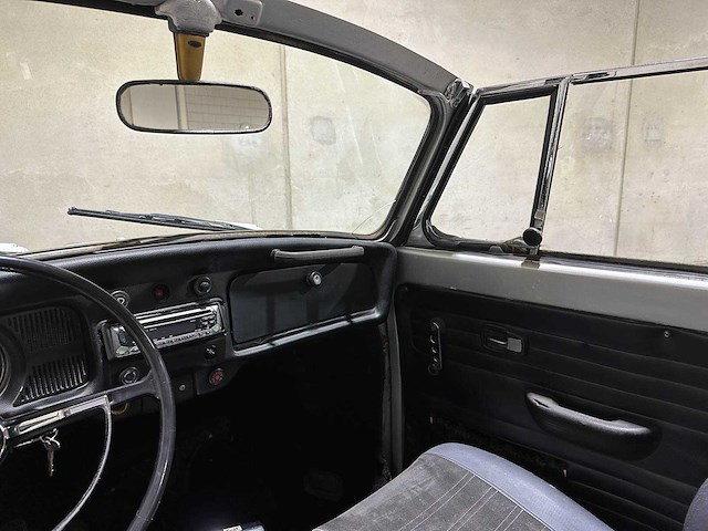 Volkswagen kever cabriolet 1.6 36pk 1968 - afbeelding 24 van  40