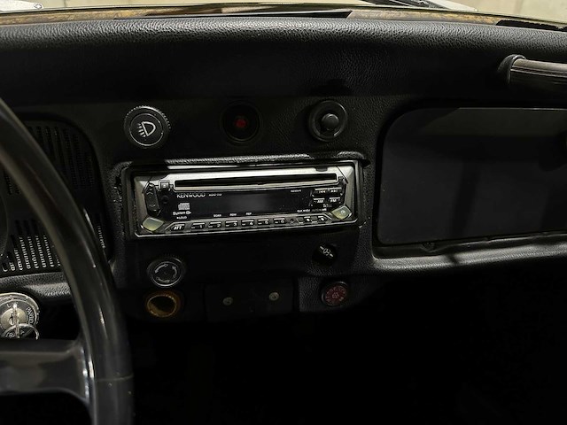 Volkswagen kever cabriolet 1.6 36pk 1968 - afbeelding 27 van  40