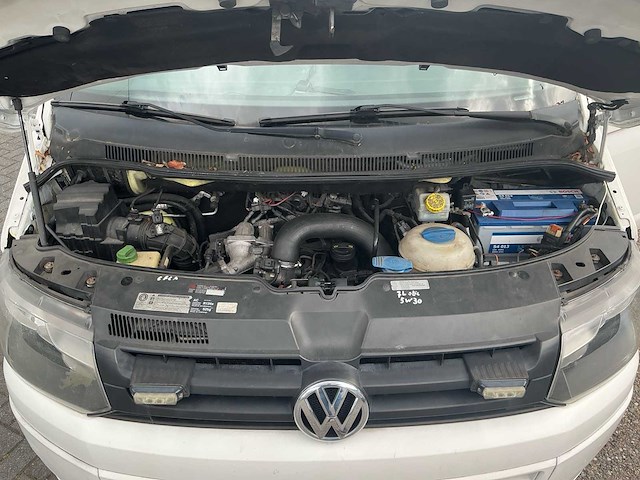 Volkswagen kombi camper - afbeelding 32 van  39