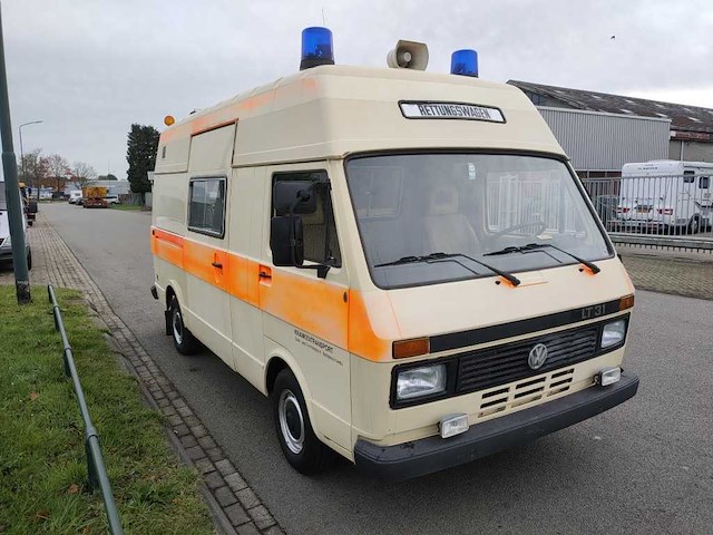 Volkswagen lt ambulance -duits - afbeelding 1 van  13