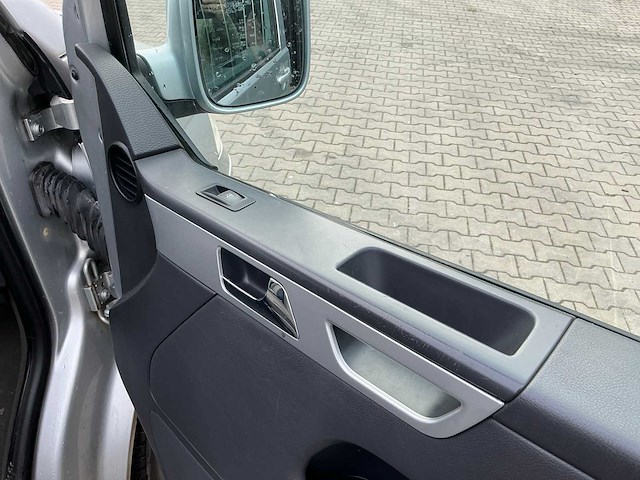 Volkswagen multivan t5 2.5 tdi - afbeelding 17 van  37