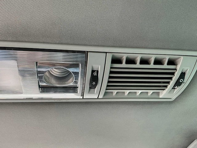 Volkswagen multivan t5 2.5 tdi - afbeelding 25 van  37