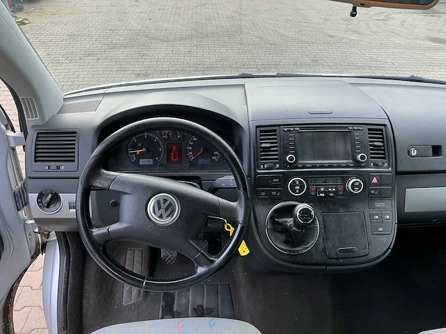 Volkswagen multivan t5 2.5 tdi - afbeelding 2 van  37