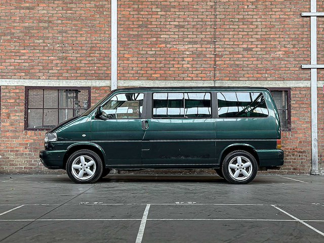 Volkswagen multivan vr6 2.8 v6 204pk 2003 youngtimer - afbeelding 14 van  38