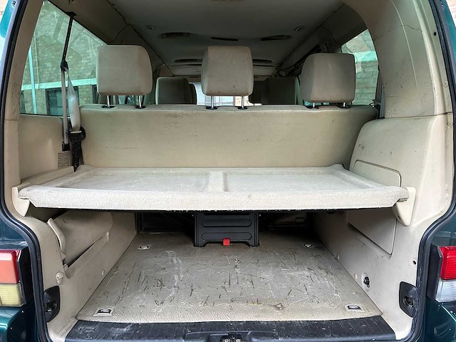 Volkswagen multivan vr6 2.8 v6 204pk 2003 youngtimer - afbeelding 27 van  38