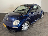 Volkswagen new beetle 1.9 tdi highline, 73-lxt-1