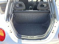 Volkswagen new beetle 2.0 highline 1999 | 88-jdr-8 - afbeelding 17 van  26