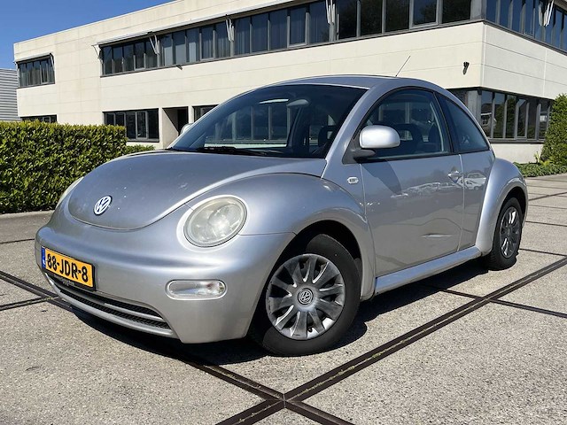 Volkswagen new beetle 2.0 highline 1999 | 88-jdr-8 - afbeelding 24 van  26