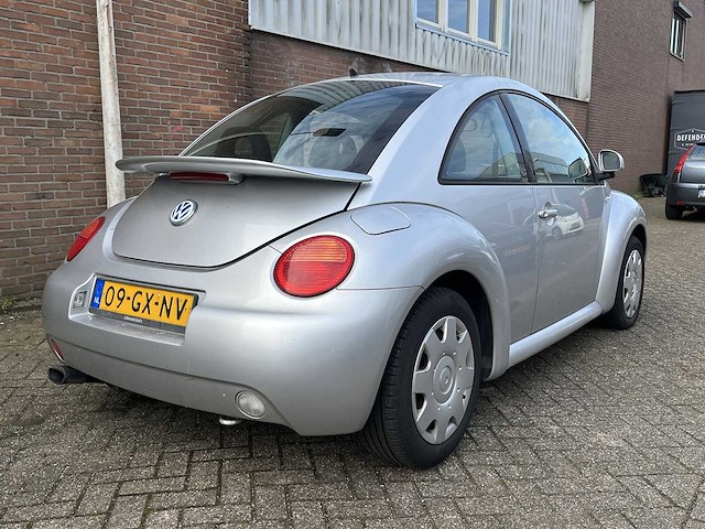 Volkswagen new beetle 2.0 highline 2001 | 09-gx-nv - afbeelding 12 van  22