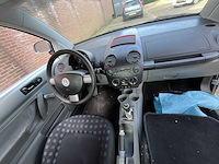 Volkswagen new beetle 2.0 highline 2001 | 09-gx-nv - afbeelding 9 van  14