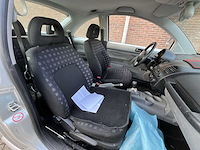 Volkswagen new beetle 2.0 highline 2001 | 09-gx-nv - afbeelding 6 van  22