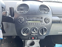 Volkswagen new beetle 2.0 highline 2001 | 09-gx-nv - afbeelding 17 van  22