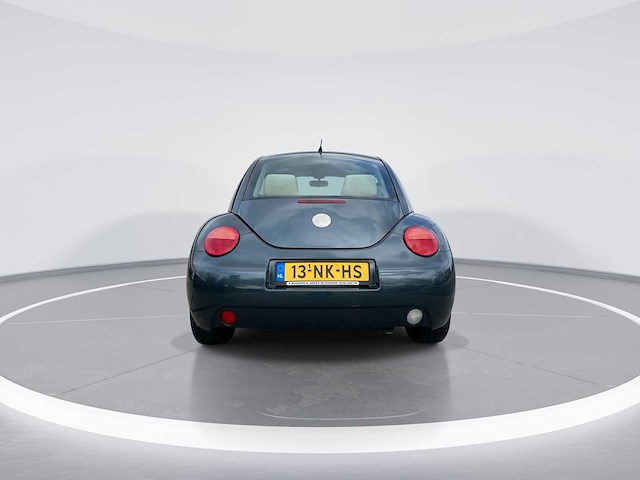 Volkswagen new beetle 2.0 highline 2003 | 13-nk-hs - afbeelding 9 van  23