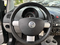 Volkswagen new beetle 2.0 highline 2003 | 13-nk-hs - afbeelding 22 van  23