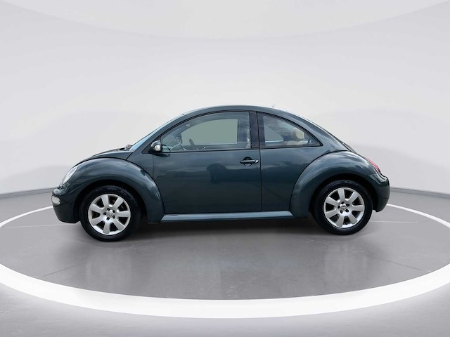 Volkswagen new beetle 2.0 highline 2003 | 13-nk-hs - afbeelding 19 van  19