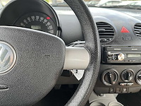 Volkswagen new beetle 2.0 highline 2003 | 13-nk-hs - afbeelding 8 van  25
