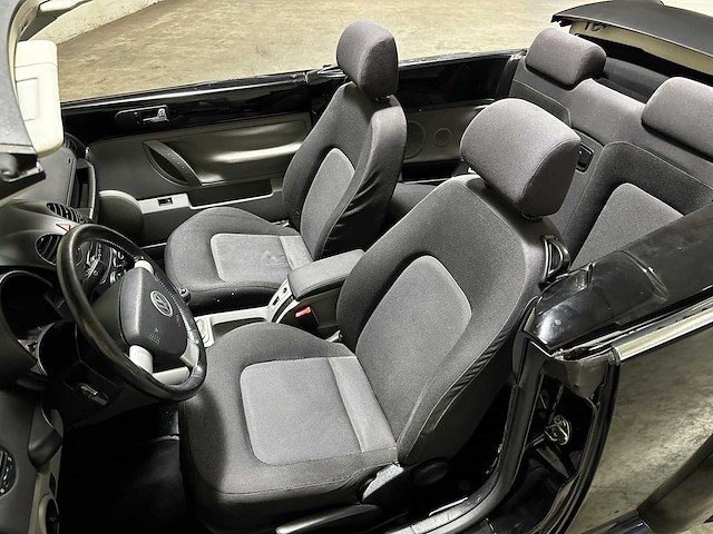 Volkswagen new beetle cabriolet 1.4 75pk 2003, jz-946-d - afbeelding 20 van  42