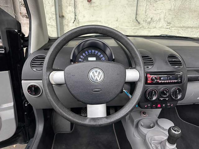 Volkswagen new beetle cabriolet 1.4 turijn 75pk 2003, th-271-j - afbeelding 10 van  34