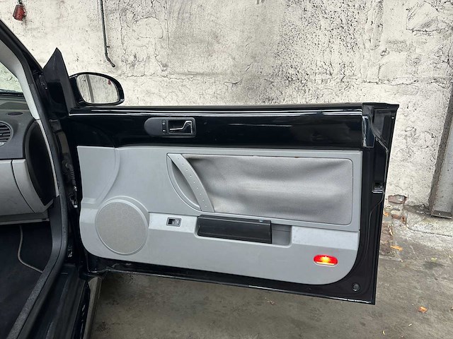 Volkswagen new beetle cabriolet 1.4 turijn 75pk 2003, th-271-j - afbeelding 24 van  34