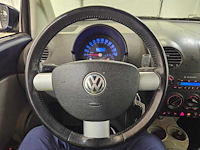 Volkswagen new beetle cabriolet 1.6 highline, 28-hvk-8 - afbeelding 9 van  9