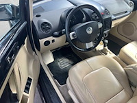 Volkswagen new beetle cabriolet 2.0, 58-rp-zx - afbeelding 16 van  18