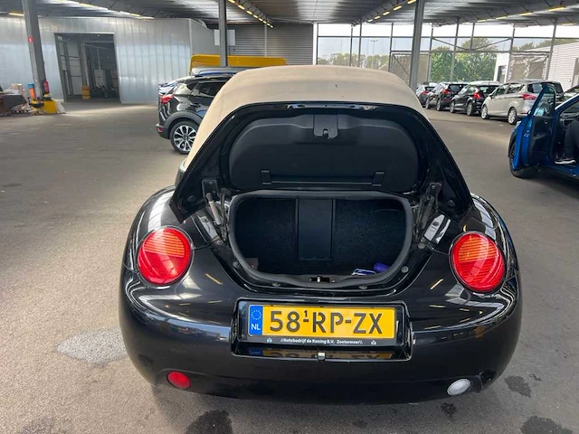 Volkswagen new beetle cabriolet 2.0, 58-rp-zx - afbeelding 9 van  18