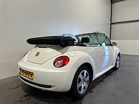Volkswagen new beetle cabriolet 2.0 highline 45-gfz-6 nieuwe apk - afbeelding 15 van  19