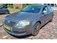 Volkswagen passat - 1.6 fsi trendline, 90-rt-vh - afbeelding 1 van  7